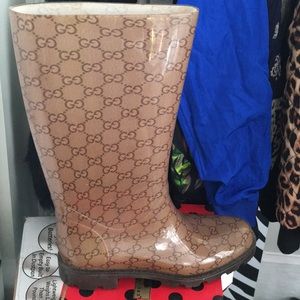 rain boots